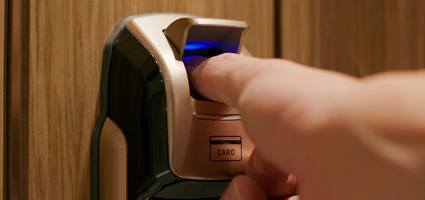 Fingerprint Door Locks Replacement in Commerce, CA