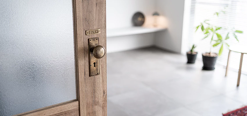 Deadbolt Door Lock Knob Repair in Commerce, California