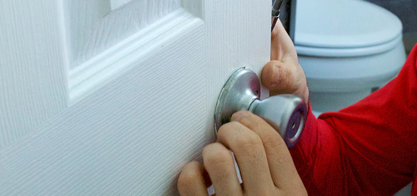 Vintage Door Knob Replacement in Commerce, CA