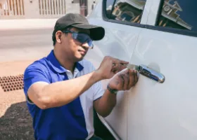 Car Locksmith in Commerce, CA